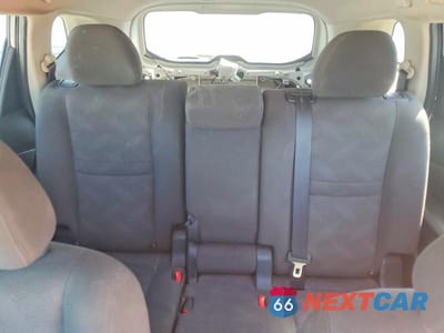 Zdjęcie 10 z 13 samochodu: 2016 NISSAN ROGUE S VIN:KNMAT2MT9GP659403 - miniatura