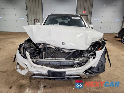 Piąte zdjęcie samochodu w środku: 2018 MERCEDES-BENZ GLC 300 4MATIC VIN:WDC0G4KB3JV085934 - miniatura