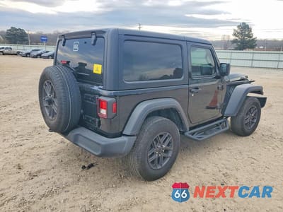 Trzecie zdjęcie samochodu z tyłu: 2024 JEEP WRANGLER SPORT VIN:1C4PJXANXRW138797 - miniatura