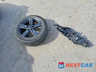 Zdjęcie 12 z 13 samochodu: 2021 TOYOTA CAMRY HYBRID LE VIN:4T1C31AK9MU030439 - miniatura