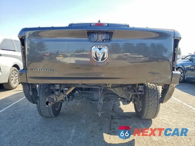 Zdjęcie 6 z 12 samochodu: 2019 RAM 1500 VIN:1C6RREFT1KN813839 - miniatura