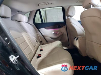 Zdjęcie 11 z 12 samochodu: 2022 MERCEDES-BENZ GLC 300 4MATIC VIN:W1N0G8EBXNG120321 - miniatura