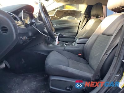 Zdjęcie 7 z 11 samochodu: 2018 CHRYSLER 300 TOURING VIN:2C3CCAAG4JH191414 - miniatura