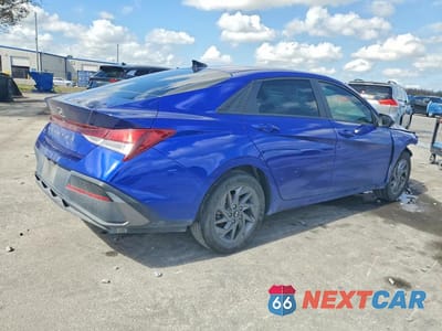 Trzecie zdjęcie samochodu z tyłu: 2024 HYUNDAI ELANTRA SEL VIN:KMHLM4DG9RU661575 - miniatura