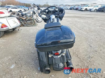 Czwarte zdjęcie samochodu z boku: 2018 HARLEY-DAVIDSON FLTRX ROAD GLIDE VIN:1HD1KHC19JB643582 - miniatura