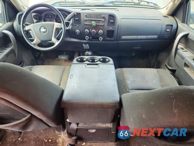 Zdjęcie 8 z 12 samochodu: 2010 CHEVROLET SILVERADO K1500 LT VIN:3GCRKSEA4AG129743 - miniatura