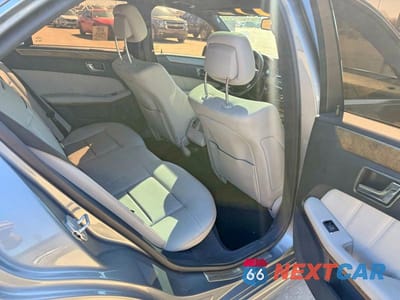 Zdjęcie 6 z 10 samochodu: 2011 MERCEDES-BENZ E 350 BLUETEC VIN:WDDHF2EB9BA450370 - miniatura