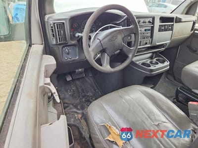 Zdjęcie 8 z 13 samochodu: 2007 CHEVROLET EXPRESS 2500 UTILITY / SERVICE VAN VIN:1GCGG25V271105234 - miniatura
