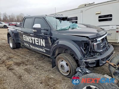 Czwarte zdjęcie samochodu z boku: 2022 FORD F450 VIN:1FT8W4DT6NED31236 - miniatura