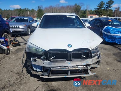 Piąte zdjęcie samochodu w środku: 2018 BMW X1 XDRIVE28I VIN:WBXHT3C30J5K20618 - miniatura