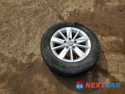 Zdjęcie 12 z 12 samochodu: 2015 VOLKSWAGEN GOLF VIN:3VW917AU0FM026745 - miniatura