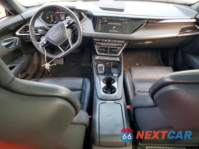 Zdjęcie 8 z 12 samochodu: 2024 AUDI E-TRON GT PREMIUM PLUS VIN:WAUCJBFW8R7003716 - miniatura