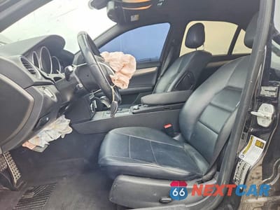 Zdjęcie 7 z 12 samochodu: 2014 MERCEDES-BENZ C 250 VIN:WDDGF4HB6EG222864 - miniatura
