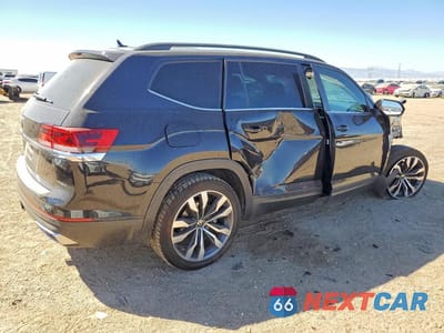 Trzecie zdjęcie samochodu z tyłu: 2022 VOLKSWAGEN ATLAS SE VIN:1V2JR2CA5NC561325 - miniatura