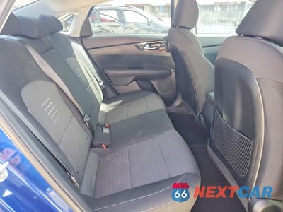 Zdjęcie 10 z 12 samochodu: 2019 KIA FORTE S VIN:3KPF34AD1KE037725 - miniatura