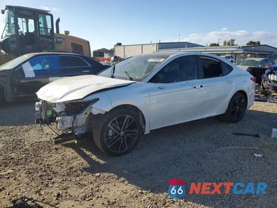 2025 TOYOTA CAMRY XSE 4T1DBADK6SU533359 - główne zdjęcie licytacji z USA - miniatura