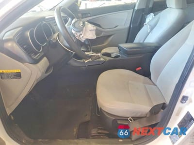 Zdjęcie 7 z 12 samochodu: 2015 KIA OPTIMA LX VIN:KNAGM4A73F5547598 - miniatura