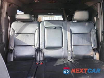 Zdjęcie 10 z 13 samochodu: 2023 CHEVROLET SUBURBAN C1500 LS VIN:1GNSCBKDXPR277134 - miniatura