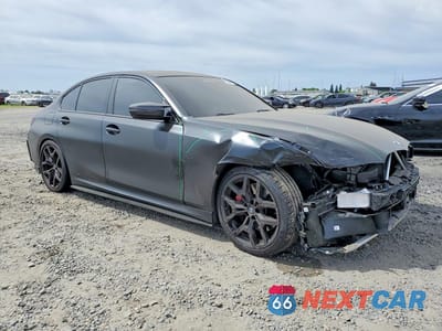 Czwarte zdjęcie samochodu z boku: 2025 BMW M340XI VIN:3MW69FT03S8E99722 - miniatura