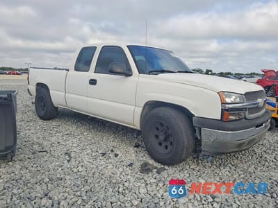 Czwarte zdjęcie samochodu z boku: 2005 CHEVROLET SILVERADO C1500 VIN:2GCEC19V451240102 - miniatura