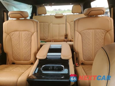 Zdjęcie 10 z 14 samochodu: 2023 JEEP GRAND WAGONEER SERIES III VIN:1C4SJVGP8PS514294 - miniatura