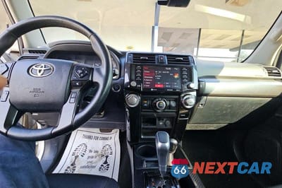 Zdjęcie 9 z 14 samochodu: 2020 TOYOTA 4RUNNER TRD OFF-ROAD PREMIUM VIN:JTEBU5JR1L5756902 - miniatura