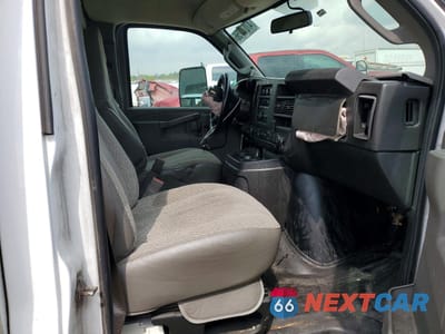 Zdjęcie 11 z 14 samochodu: 2020 CHEVROLET EXPRESS G3500 VIN:1HA3GTCGXLN013778 - miniatura