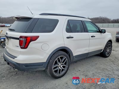 Trzecie zdjęcie samochodu z tyłu: 2018 FORD EXPLORER SPORT VIN:1FM5K8GT7JGB84422 - miniatura