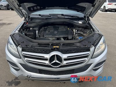 Zdjęcie 8 z 10 samochodu: 2017 MERCEDES-BENZ GLE 350 VIN:4JGDA5JBXHA989695 - miniatura