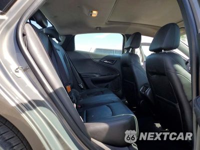 Zdjęcie 10 z 12 samochodu: 2018 CHEVROLET MALIBU HYBRID VIN:1G1ZF5SU4JF197412 - miniatura