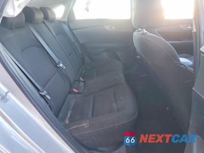 Zdjęcie 10 z 12 samochodu: 2020 KIA FORTE LXS VIN:3KPF24AD3LE174993 - miniatura