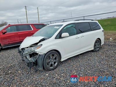 2016 TOYOTA SIENNA SE 8-PASSENGER 5TDXK3DC9GS701450 - główne zdjęcie licytacji z USA - miniatura