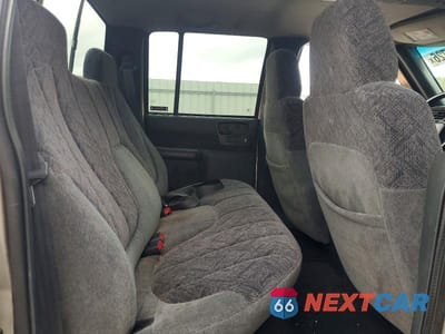 Zdjęcie 10 z 13 samochodu: 2002 CHEVROLET S TRUCK S10 VIN:1GCDT13W52K203262 - miniatura