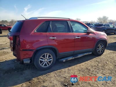 Trzecie zdjęcie samochodu z tyłu: 2014 KIA SORENTO LX VIN:5XYKT3A67EG509007 - miniatura