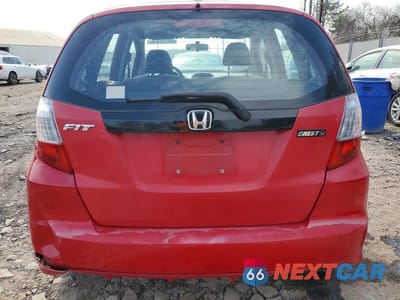 Zdjęcie 6 z 11 samochodu: 2011 HONDA FIT VIN:JHMGE8H34BS002885 - miniatura