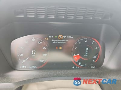 Zdjęcie 9 z 13 samochodu: 2016 VOLVO XC90 T6 VIN:YV4A22PL2G1072975 - miniatura