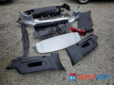 Zdjęcie 12 z 13 samochodu: 2026 MERCEDES-BENZ GLB 250 VIN:W1N4M4GB7TW472260 - miniatura