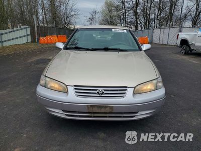 Piąte zdjęcie samochodu w środku: 1999 TOYOTA CAMRY LE V6 VIN:JT2BF22K8X0180123 - miniatura