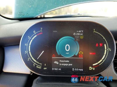 Zdjęcie 9 z 13 samochodu: 2022 MINI COOPER S VIN:WMW53DH09N2P70764 - miniatura