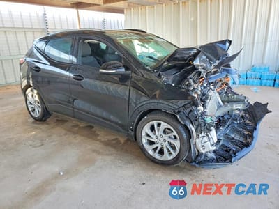 Czwarte zdjęcie samochodu z boku: 2023 CHEVROLET BOLT EUV LT VIN:1G1FY6S05P4141953 - miniatura
