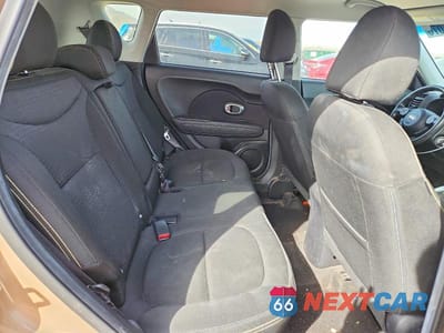 Zdjęcie 10 z 12 samochodu: 2015 KIA SOUL + VIN:KNDJP3A50F7154574 - miniatura