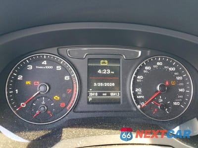 Zdjęcie 9 z 12 samochodu: 2018 AUDI Q3 PREMIUM VIN:WA1BCCFSXJR023092 - miniatura