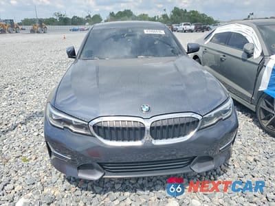 Piąte zdjęcie samochodu w środku: 2021 BMW 330I VIN:3MW5R1J05M8C11610 - miniatura