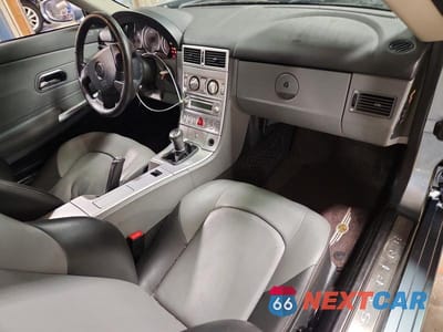 Zdjęcie 8 z 11 samochodu: 2005 CHRYSLER CROSSFIRE LIMITED VIN:1C3AN69L25X048916 - miniatura
