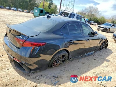 Trzecie zdjęcie samochodu z tyłu: 2017 ALFA ROMEO GIULIA QUADRIFOGLIO VIN:ZARFAEAV2H7541851 - miniatura