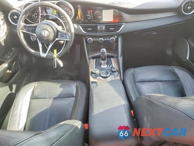 Zdjęcie 8 z 11 samochodu: 2017 ALFA ROMEO GIULIA TI VIN:ZARFAECN8H7558599 - miniatura