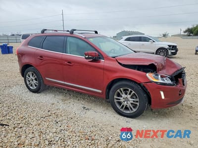 Czwarte zdjęcie samochodu z boku: 2015 VOLVO XC60 T5 PREMIER VIN:YV440MDKXF2645706 - miniatura