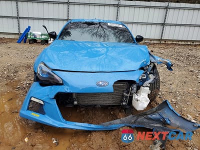 Piąte zdjęcie samochodu w środku: 2016 SUBARU BRZ 2.0 LIMITED VIN:JF1ZCAC16G9600316 - miniatura