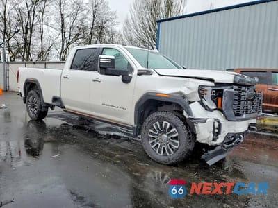 Czwarte zdjęcie samochodu z boku: 2024 GMC SIERRA K3500 DENALI ULTIMATE VIN:1GT49YEY7RF362129 - miniatura