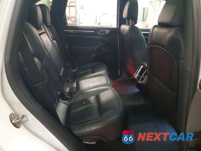 Zdjęcie 11 z 13 samochodu: 2015 PORSCHE CAYENNE S VIN:WP1AB2A22FLA56537 - miniatura